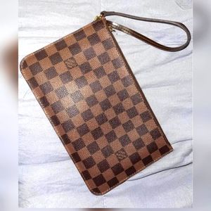 Louis Vuitton wristlet Damier Ebene